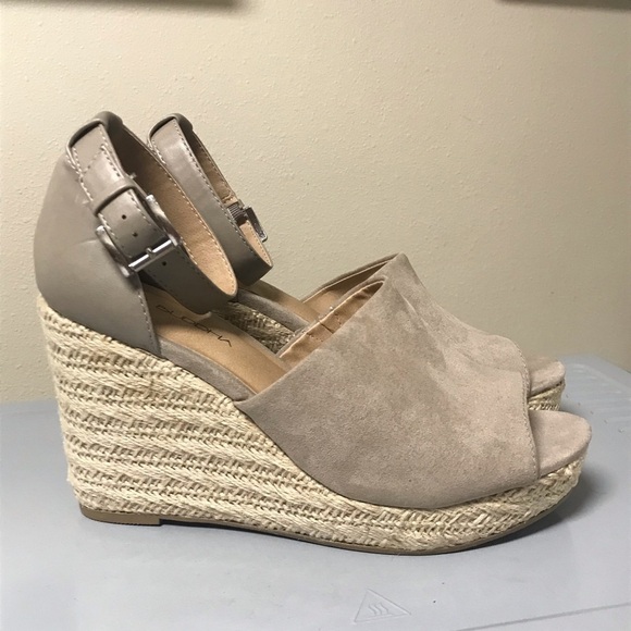 BIG BUDDHA / Gray/Tan Platform Espadrille Wedge Sandal Size 11 - Picture 3 of 11